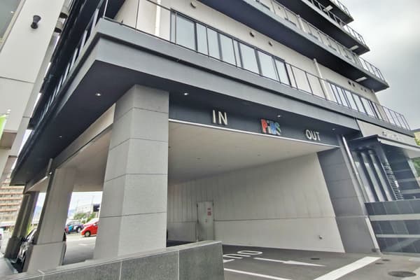 三宮までバスで7分、神戸の街を歩ける